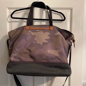 Stella & Dot Camo Crush It Bag